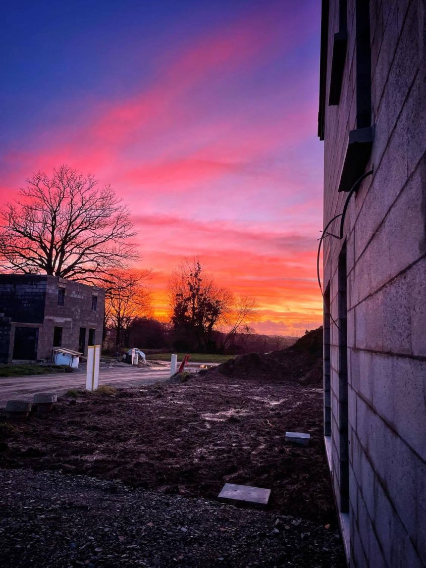Coucher de soleil hivernal sur le lotissement