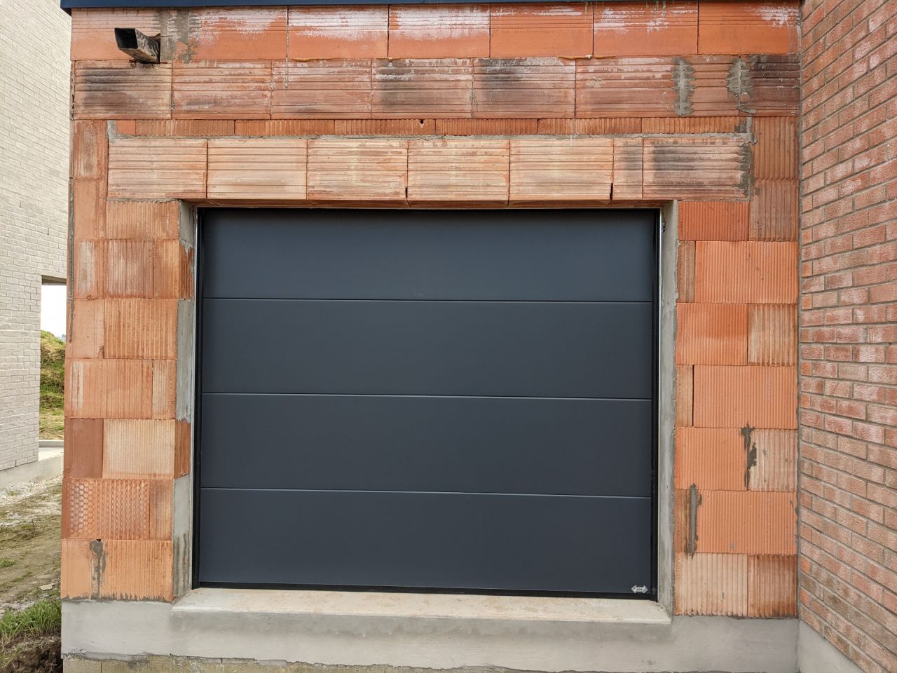 Porte de garage motorisée SDA Isoprima