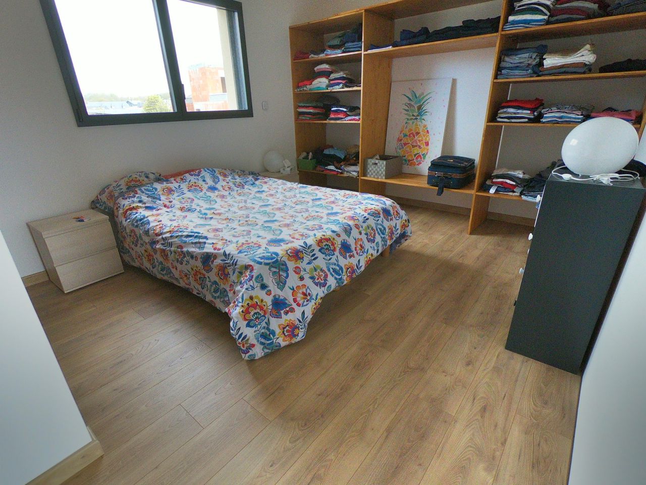 Fin des travaux des sols.

Résultat final carrelage & parquet.