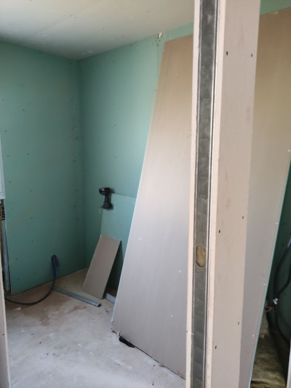 Cloison placostyl salle de bains