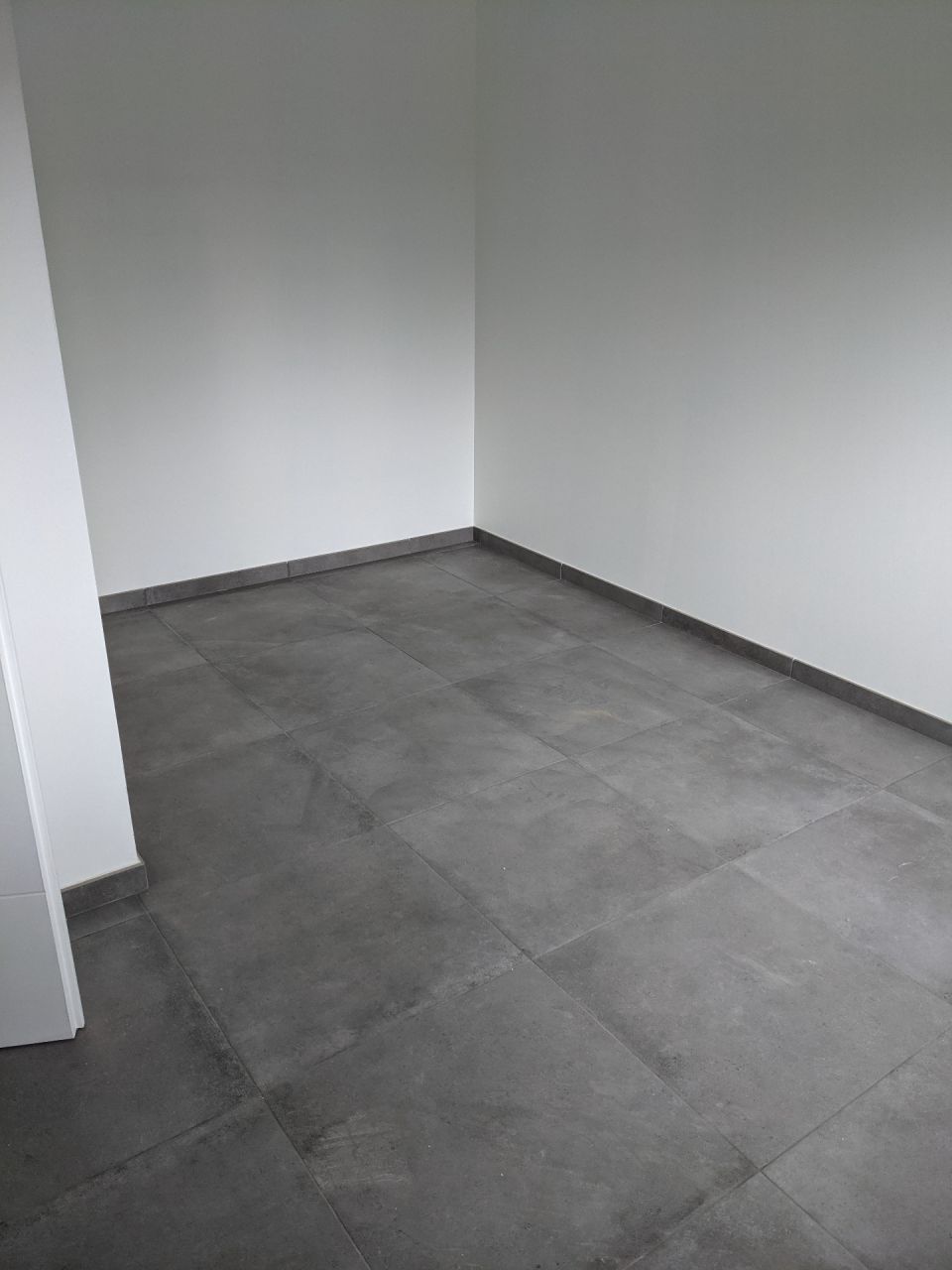 Carrelage 60x60 grès cérame émaillé gris béton