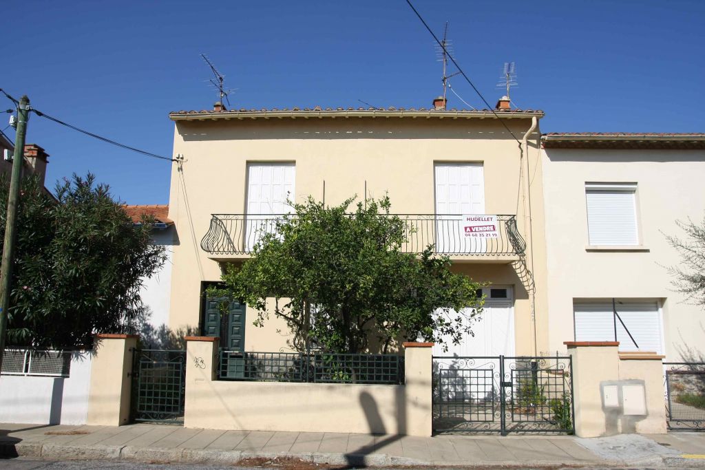 Facade côté rue avant travaux