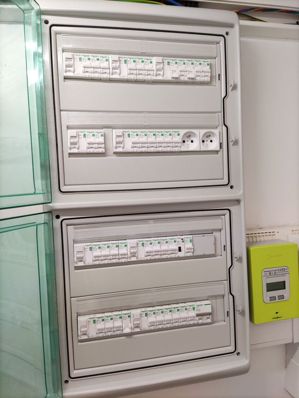 Mise en conformit du tableau lectrique
<br />
Schneider Electric Resi9 XP