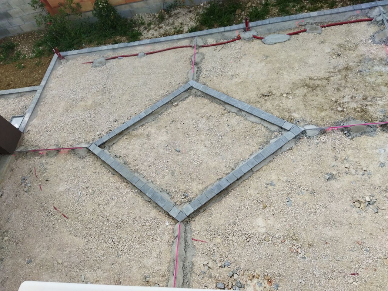 Motif losange en dalles + joints réglette pvc