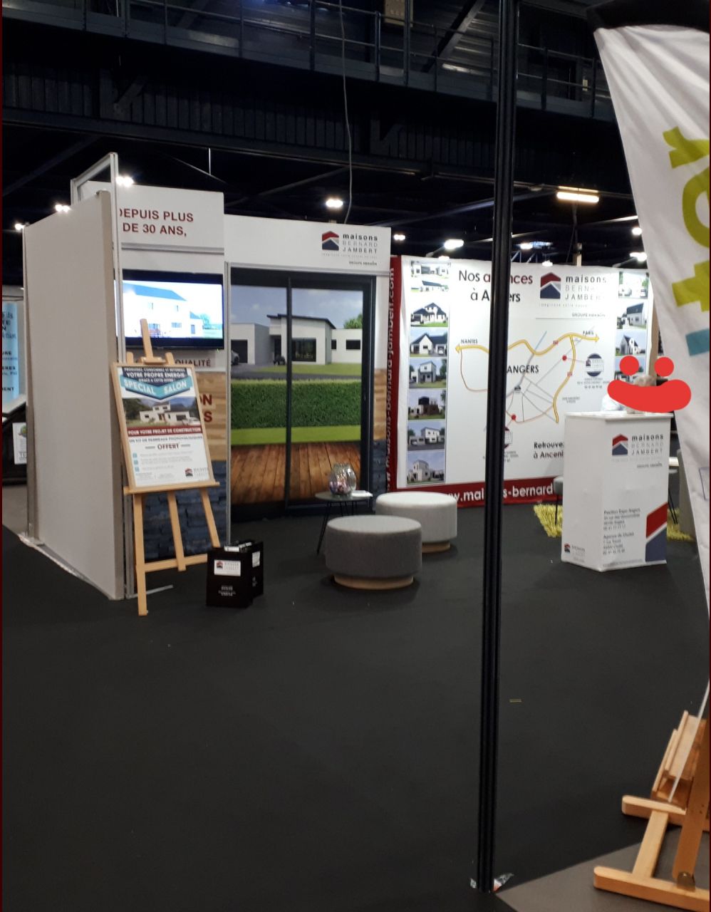 Stand MBJ salon de l'habitat