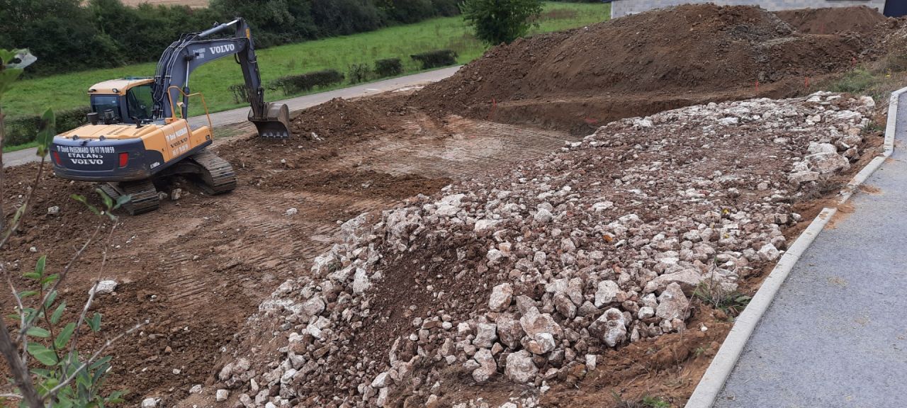 Fin de la quatrime journe de terrassement