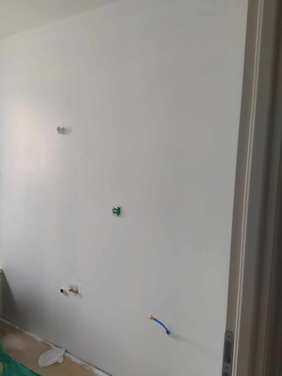 Peinture finie de la salle de bain