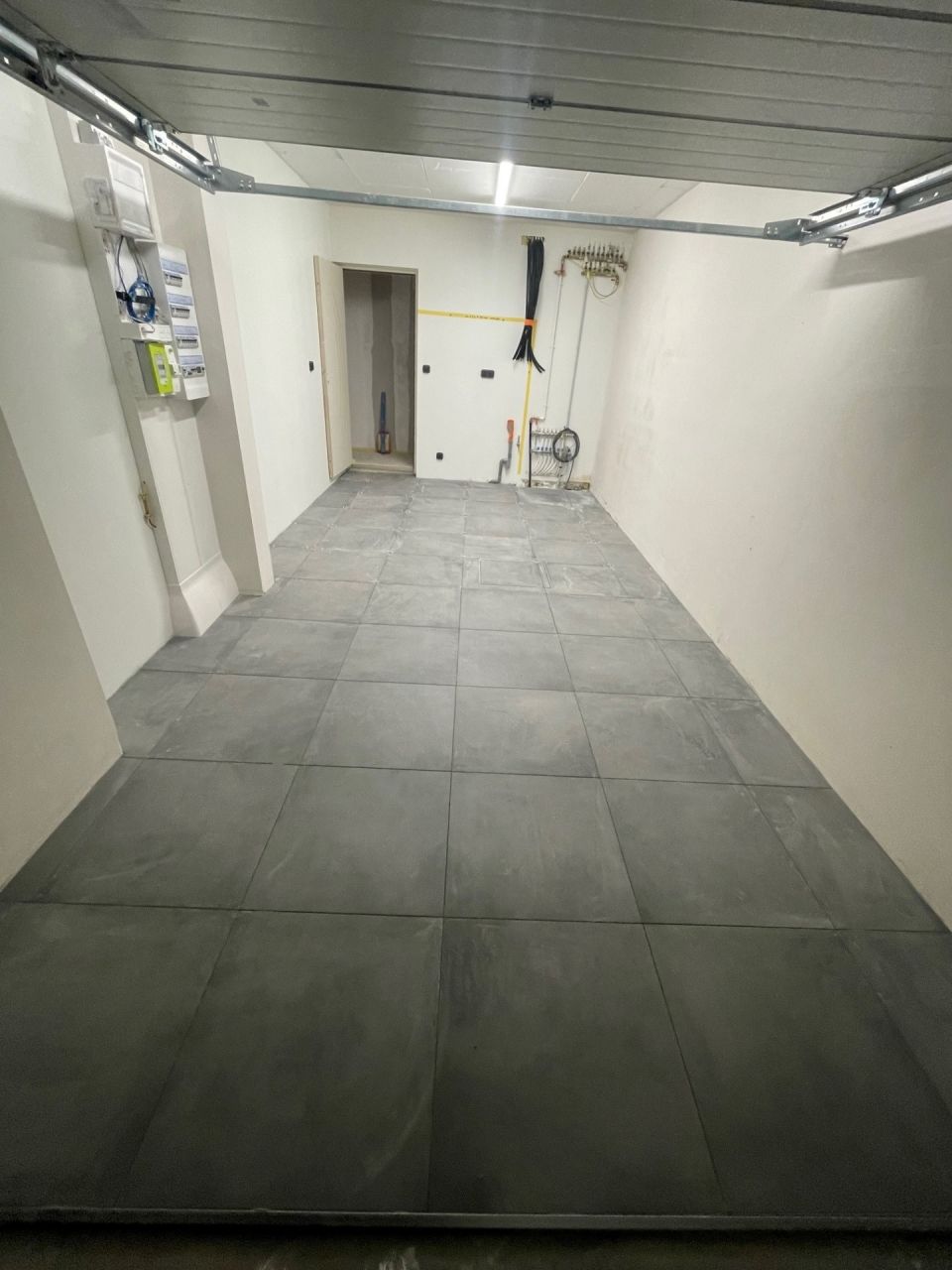 Carrelage garage hors joint et hors plinthe