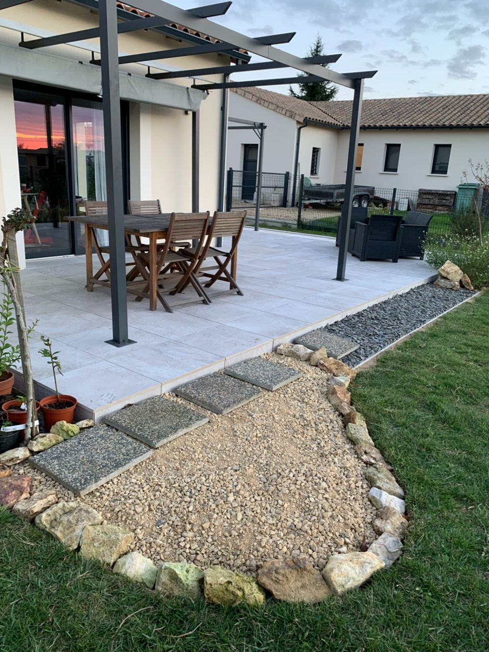Terrasse grès cérame sur plot, finitions