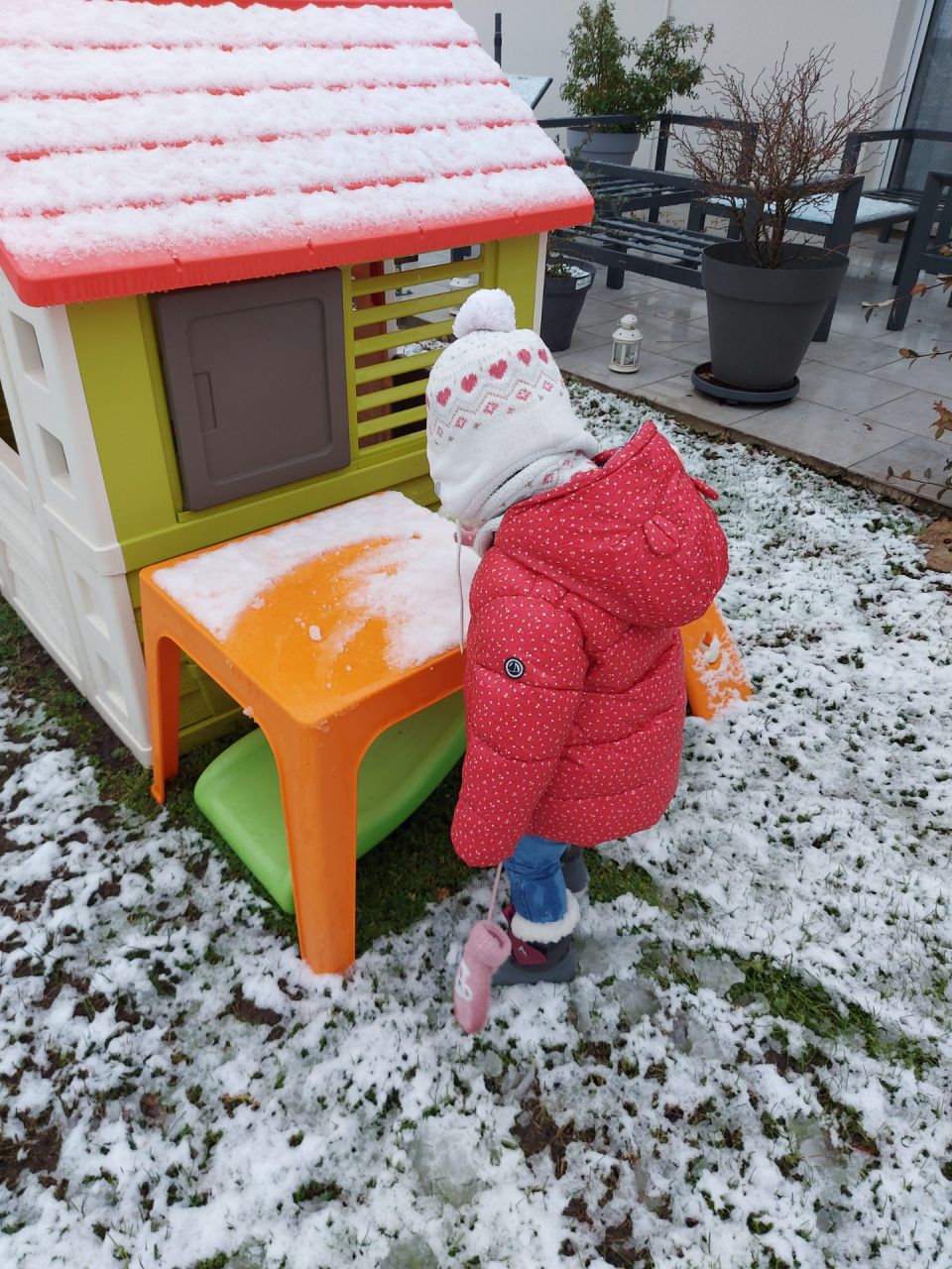 Le jardin sous la neige