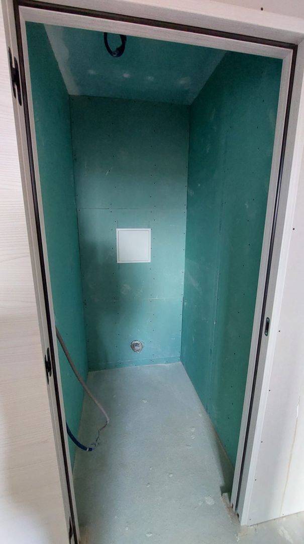 fin WC étage
<br />
- trappe SEMIN 30cm