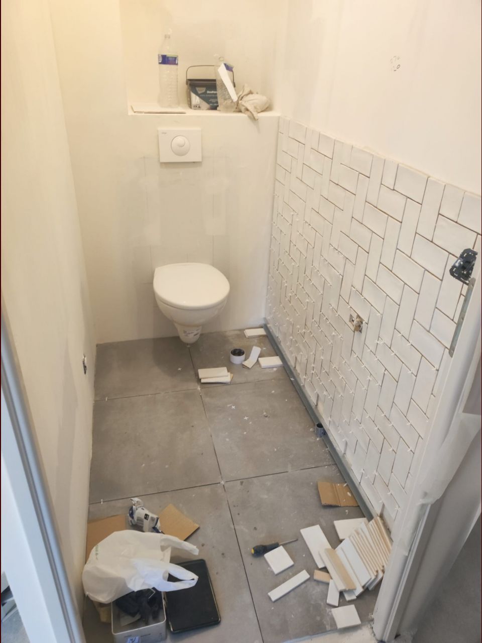 toilettes du bas en cours