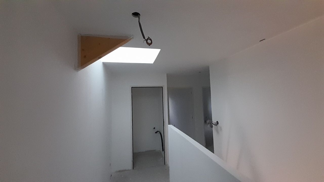 Sous-couche et première couche de peinture 6.