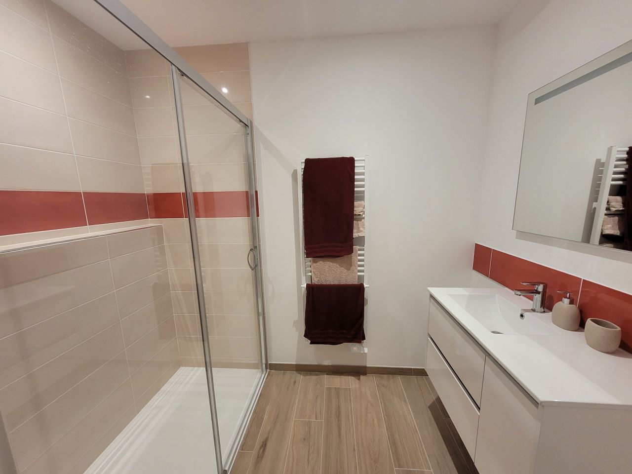 Salle d'eau rdc