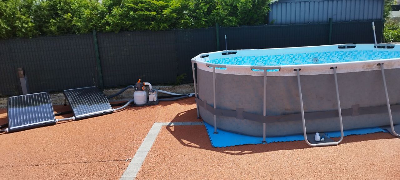 Installation panneaux solaire pour chauffage de l'eau + nouvelle pompe à sable