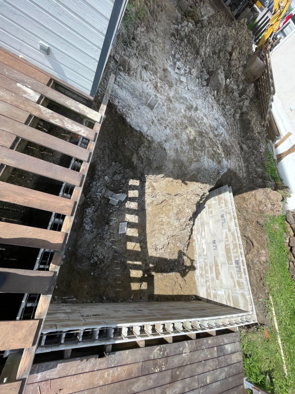 terrassement de la dalle pour la jacuzzi