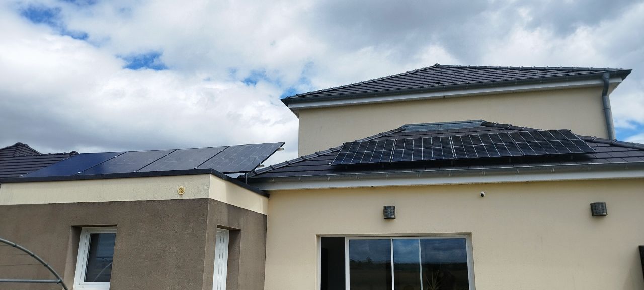 Installations des 8 panneaux terminée