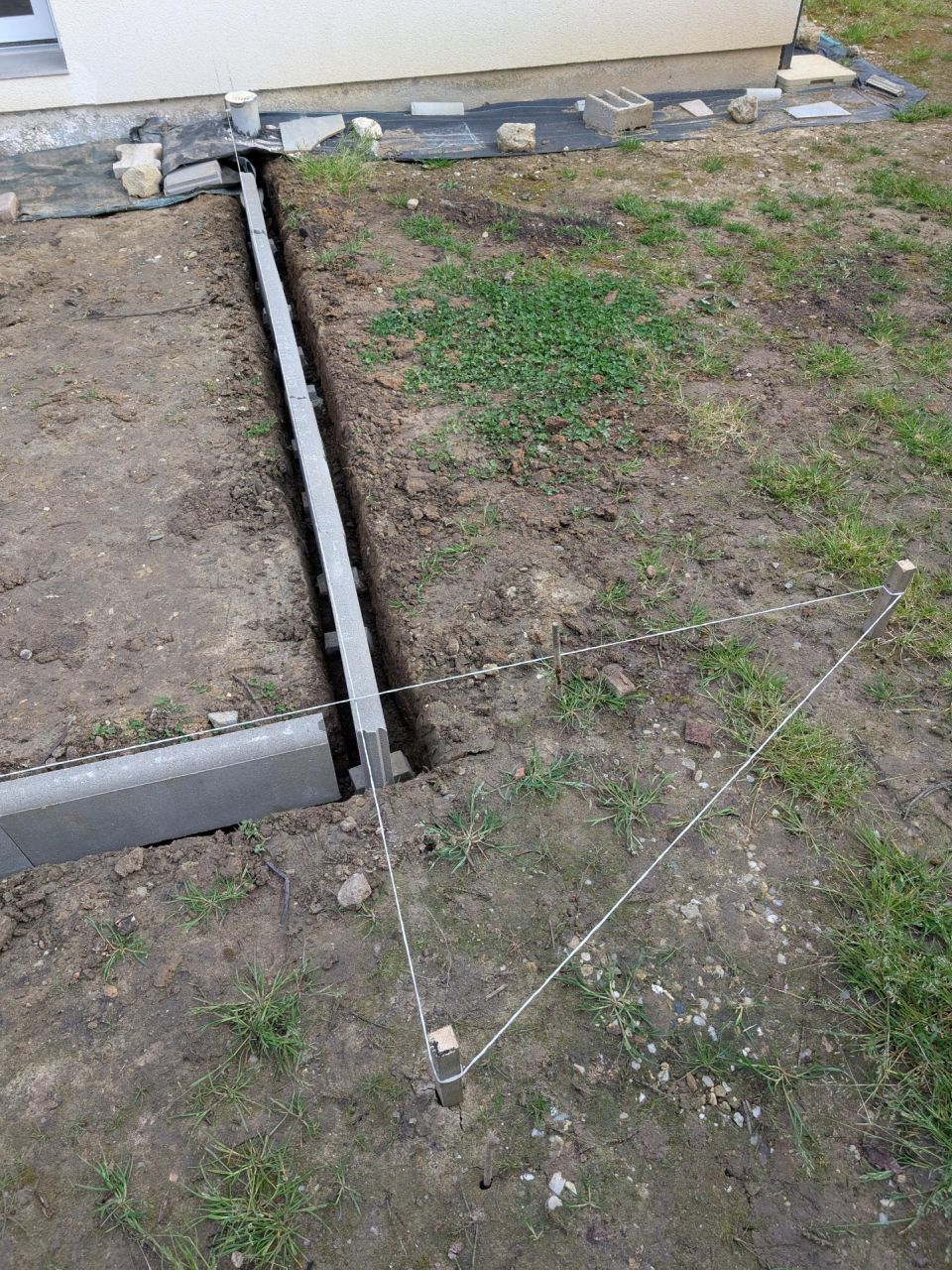 Préparation/réalisation terrasse de dalles sur plots