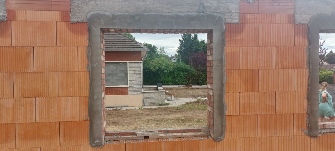 Dressement des tableaux, reste des menuiseries