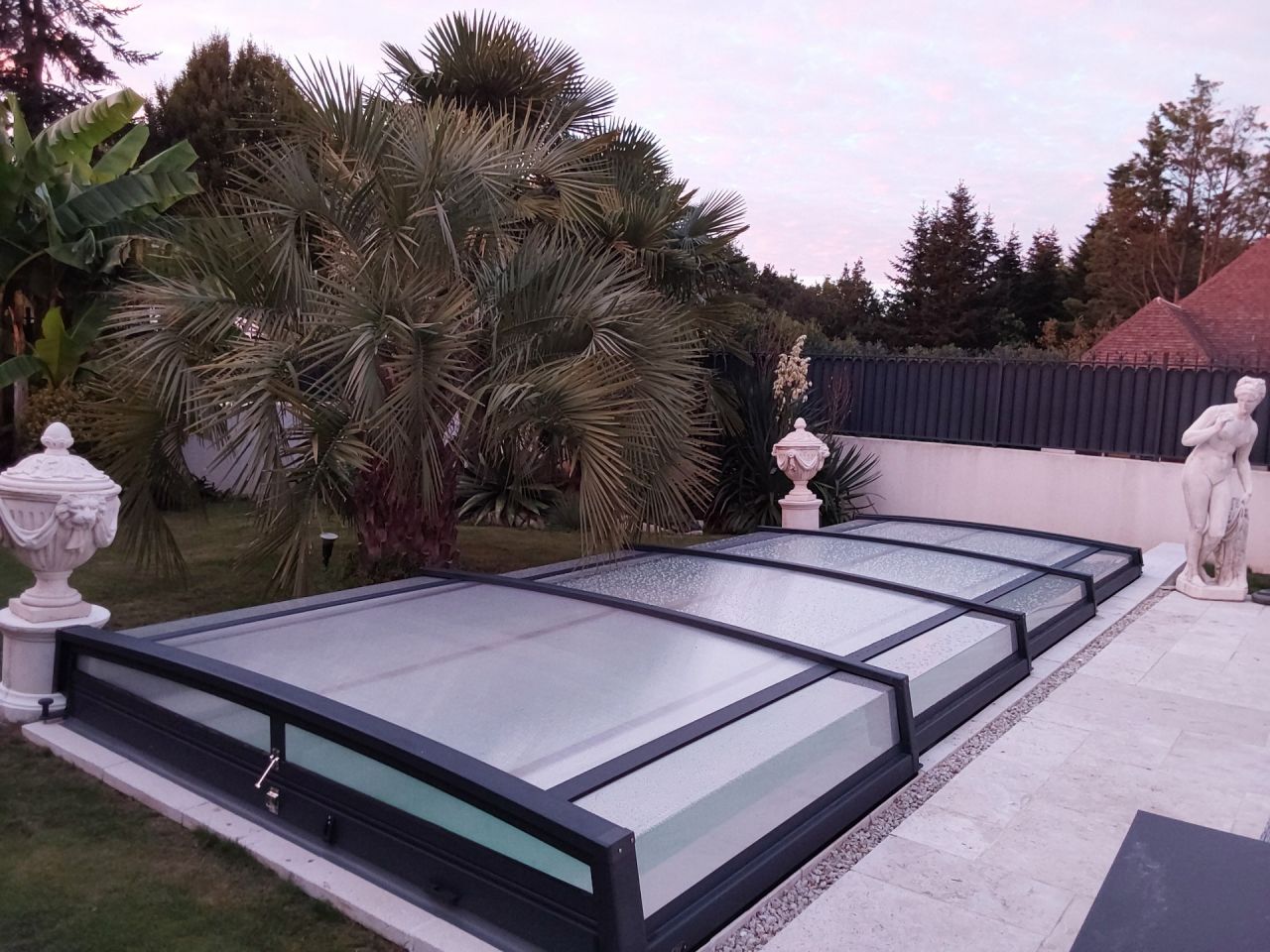 MISE EN PLACE UN ABRIS PISCINE