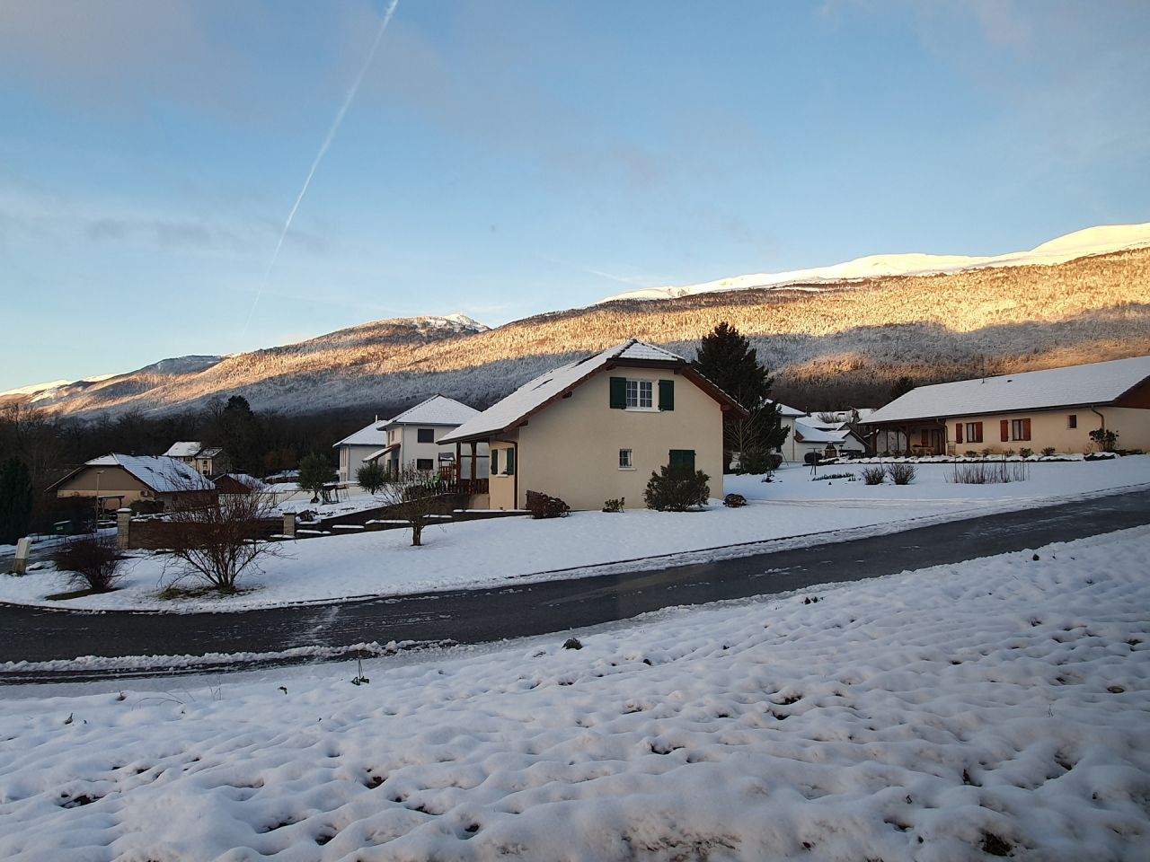 Premières neiges en étant dans la maison