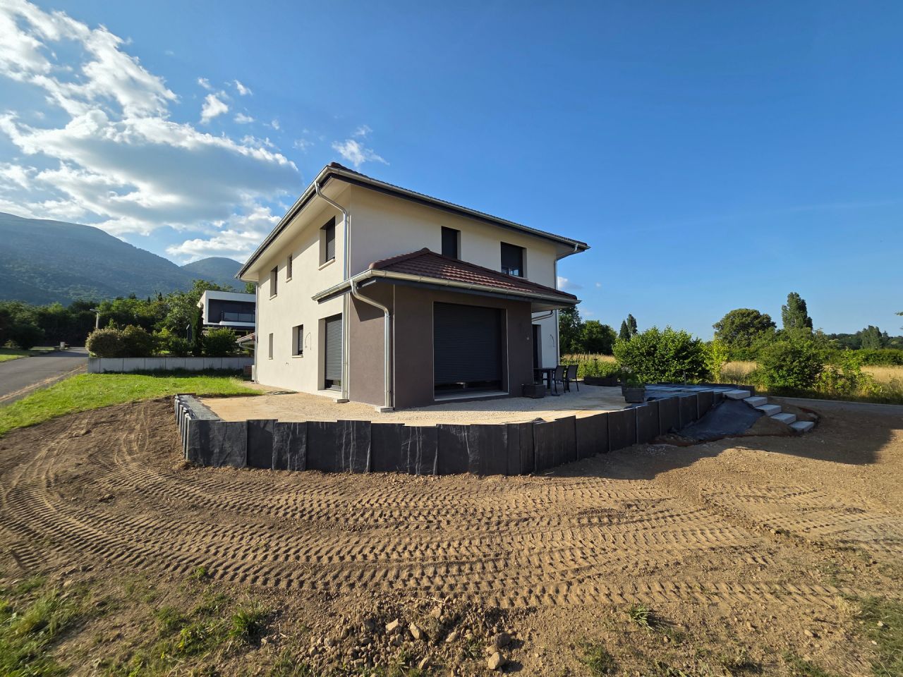 Mur de soutènement et escalier