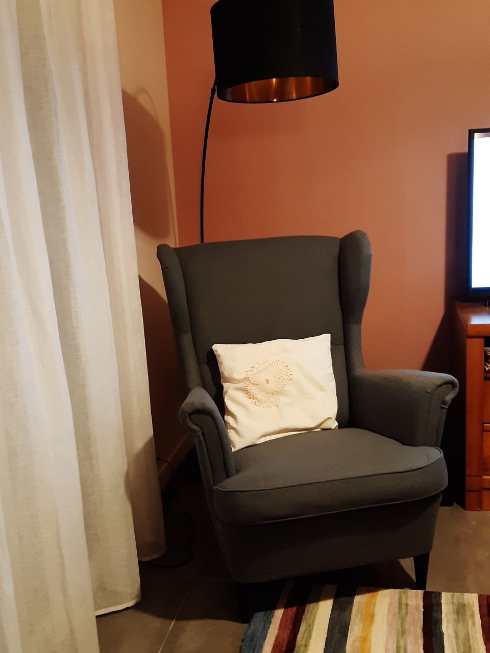 Nouveau fauteuil et Nouveau tapis