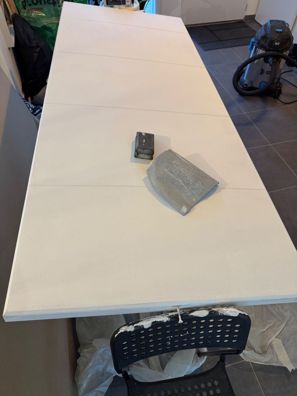 Peinture et ponçage porte