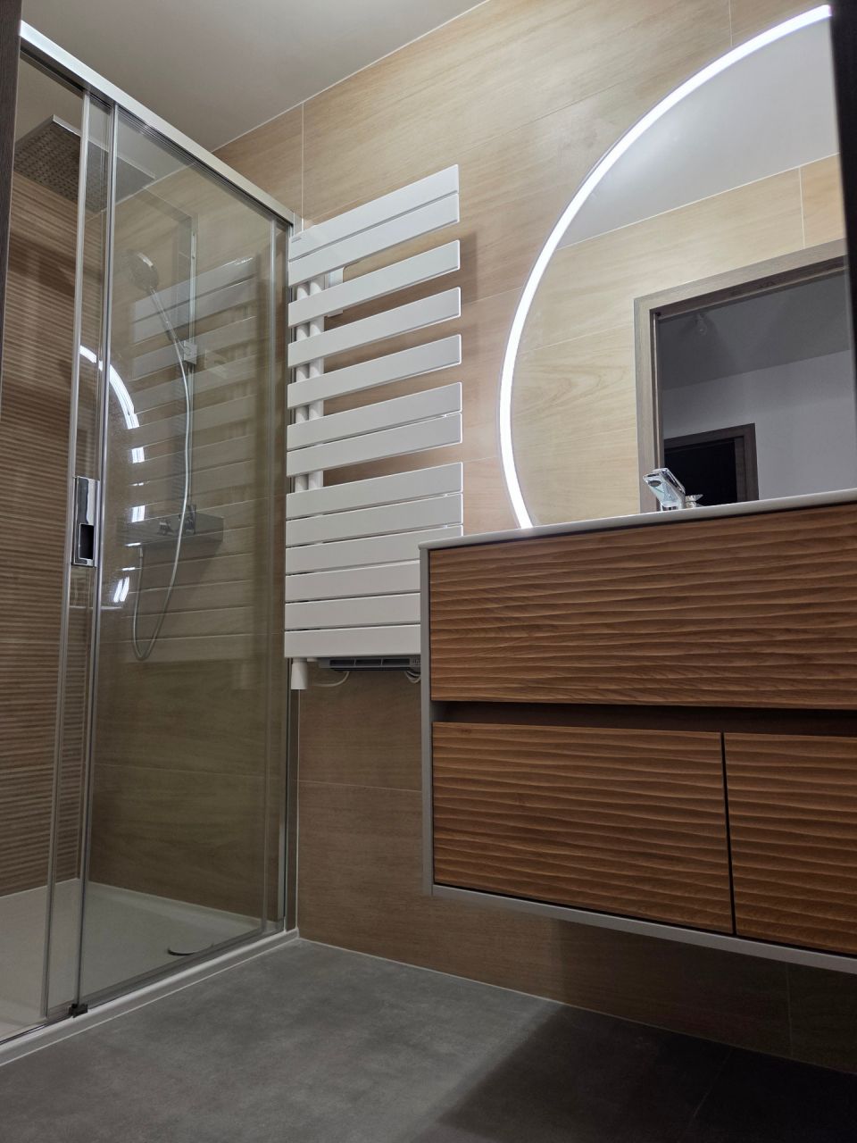 Salle de bain parentale presque finie