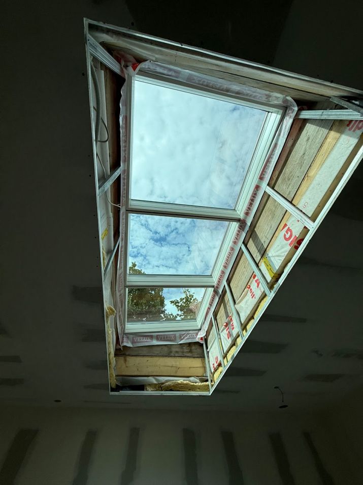 Pose de la verri�re de toit Velux