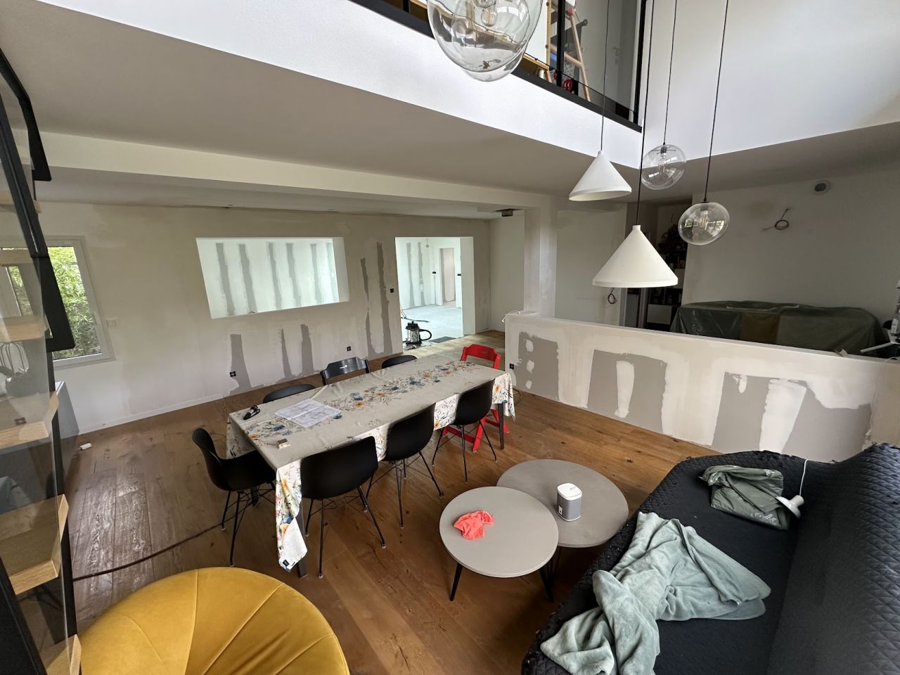 Travaux de cloisonnage dans l'existant suite ouverture