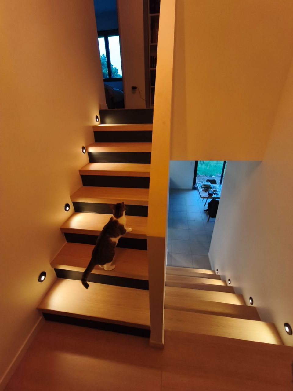 Cage d'escalier termin&eacute;e