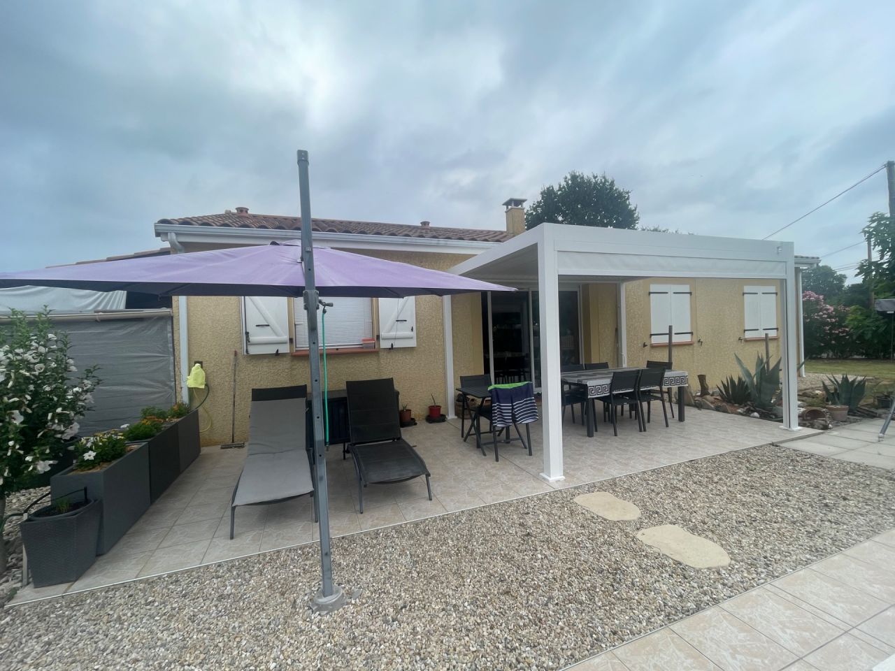 Pergola posée