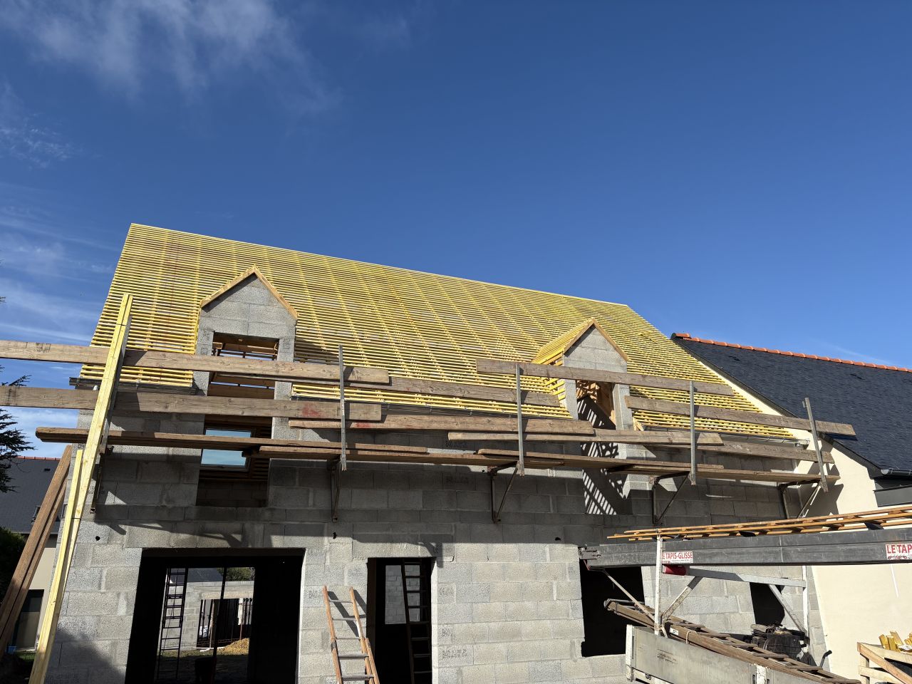 https://media1.forumconstruire.com/photo/large/1990440.jpg