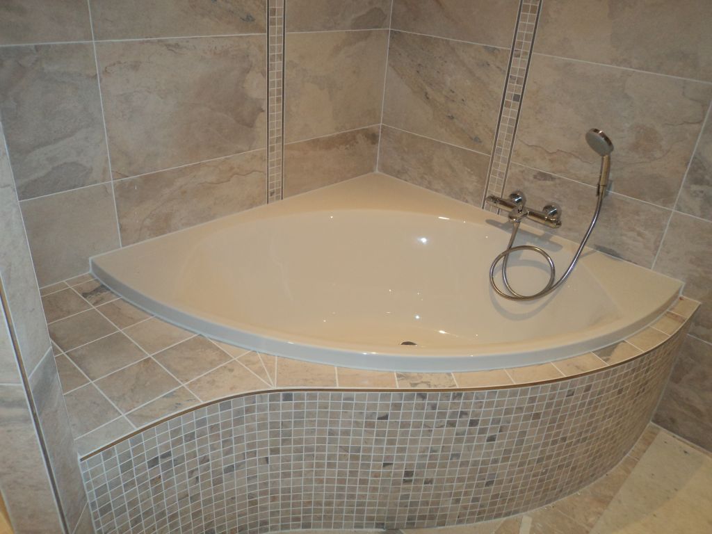 Photo baignoire d'angle