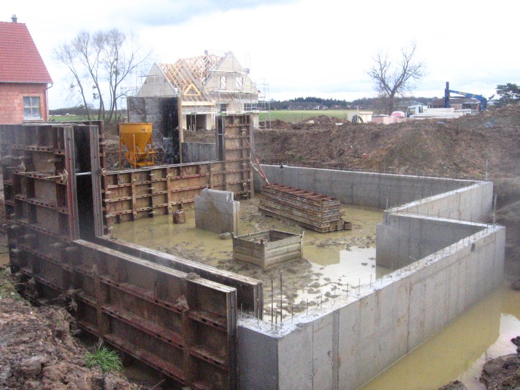 Réalisation des murs du vide sanitaire