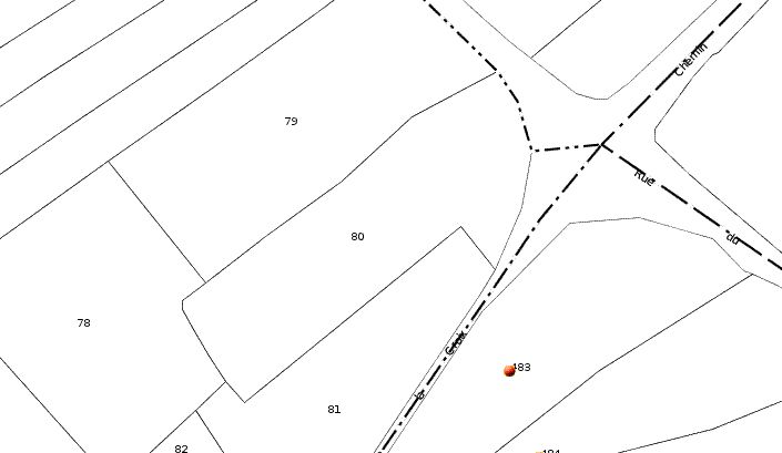 Notre terrain correspond au n80.
<br />
Environ 90m de long et 26m de large