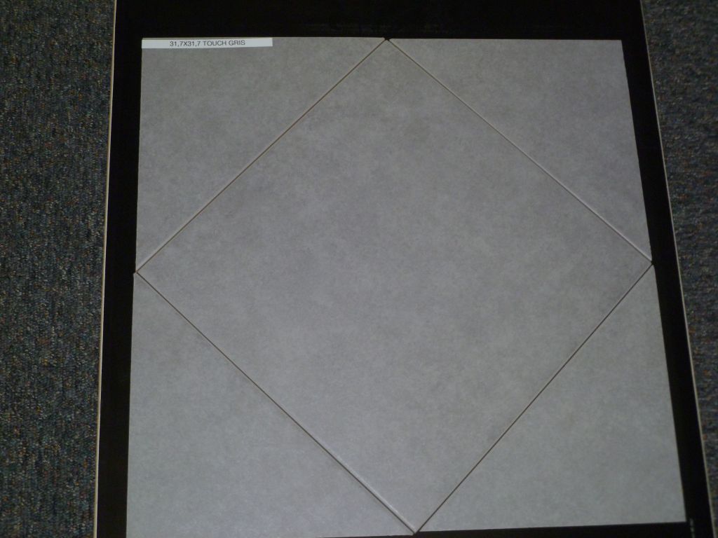 carrelage piece a vivre, cuisine dégagement et wc