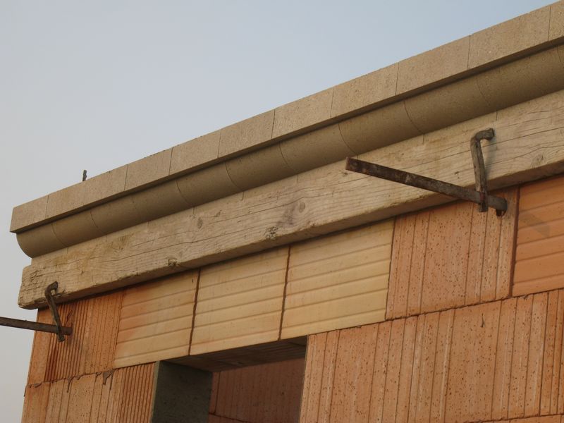 Corniche garage