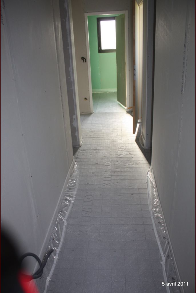 Rothaflex dans couloir RDC