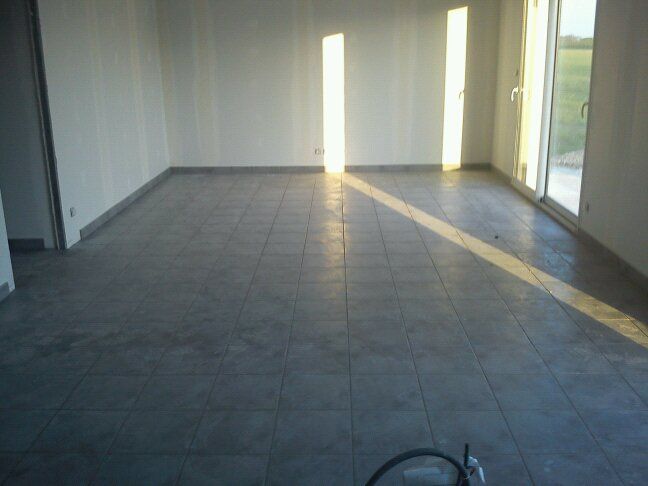 carrelage de la pièce à vivre