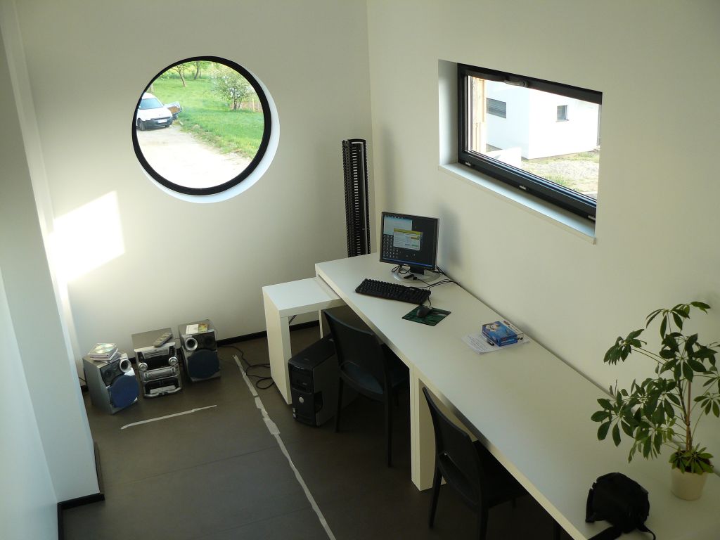 Bureau 12m2 revêtement peinture - Bas Rhin (67) - avril 2011 Bureau 12m2 revêtement peinture - Bas Rhin (67) - avril 2011