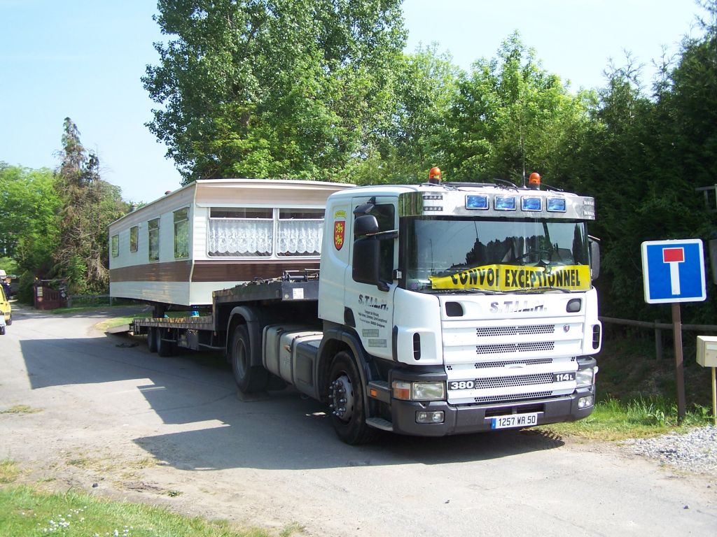 Arrive du convoi du mobilhome