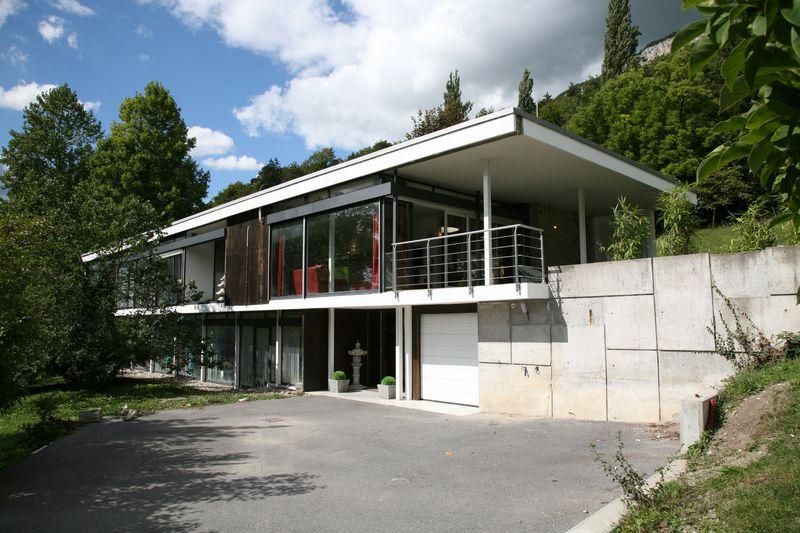 Vue de l'entre de la villa