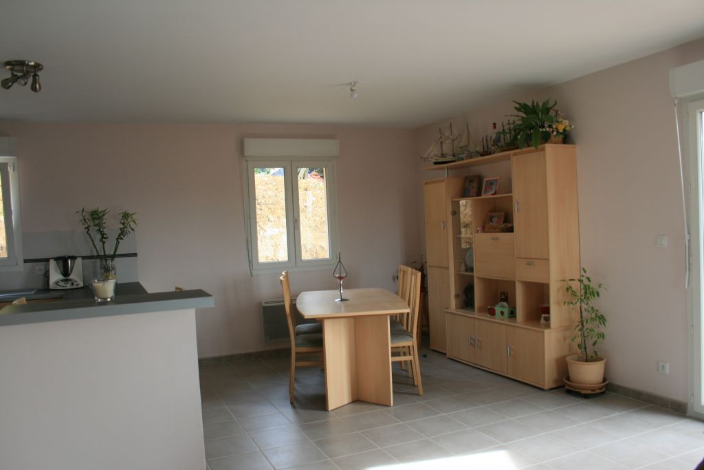 Vu d'ensemble de la salle à manger