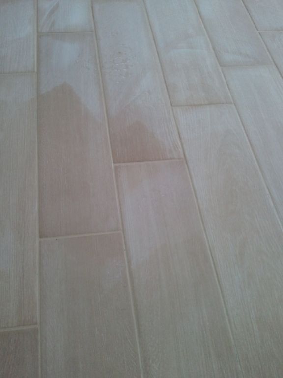 Carrelage du bureau