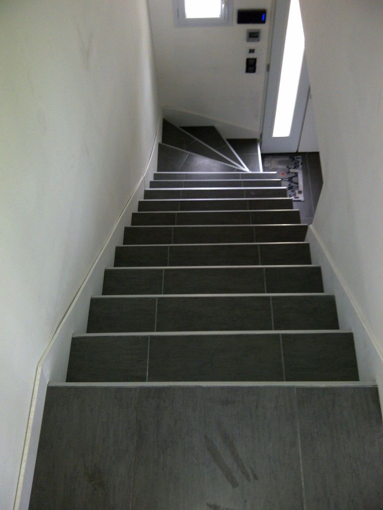 Plinthes presque finies