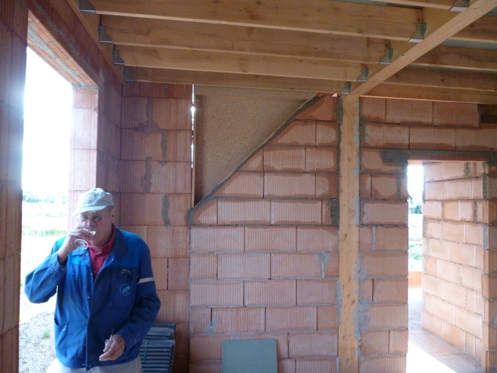 Cloison mezzanine - chambre parentale termine et pp qui fait une pause bien mrite