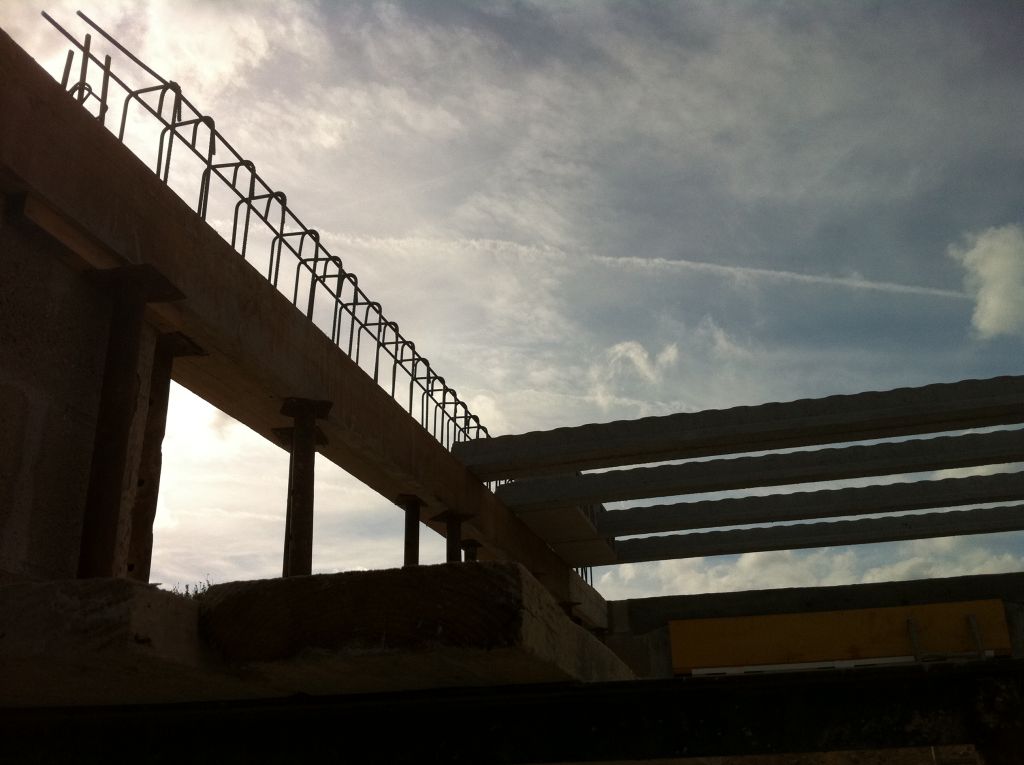 mise en place du plancher de la mezzanine