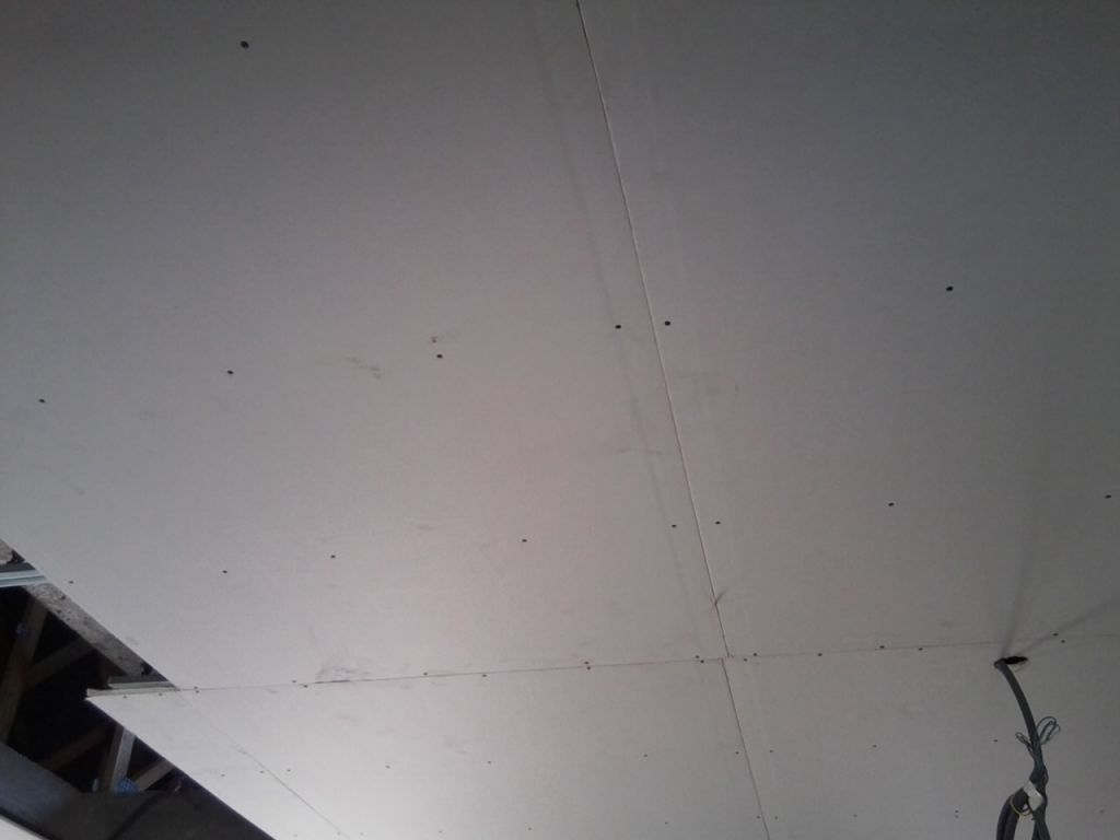 le plafond!